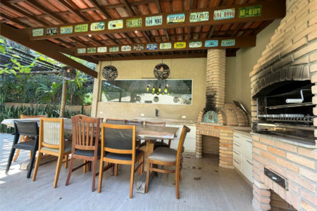Casa à venda ou para alugar com 4 quartos, sendo 3 suítes, em Alto da Boa Vista, São Paulo, SP