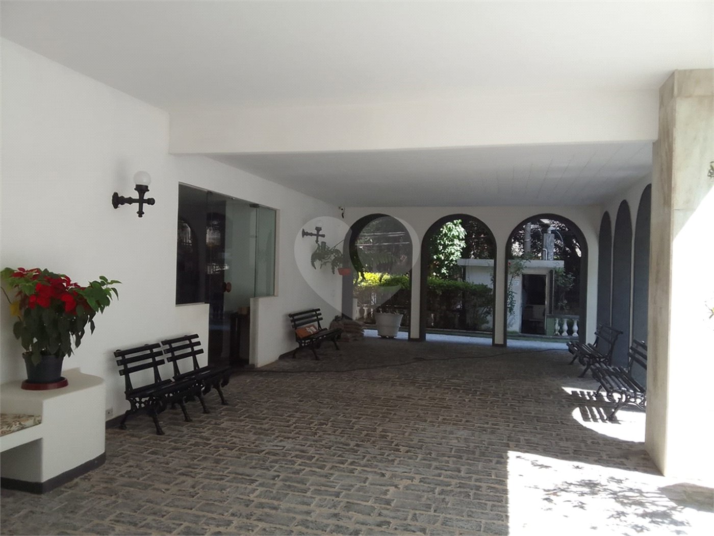 Apartamento à venda com 3 quartos, sendo 1 suíte, em Jardim Paulista, São Paulo, SP
