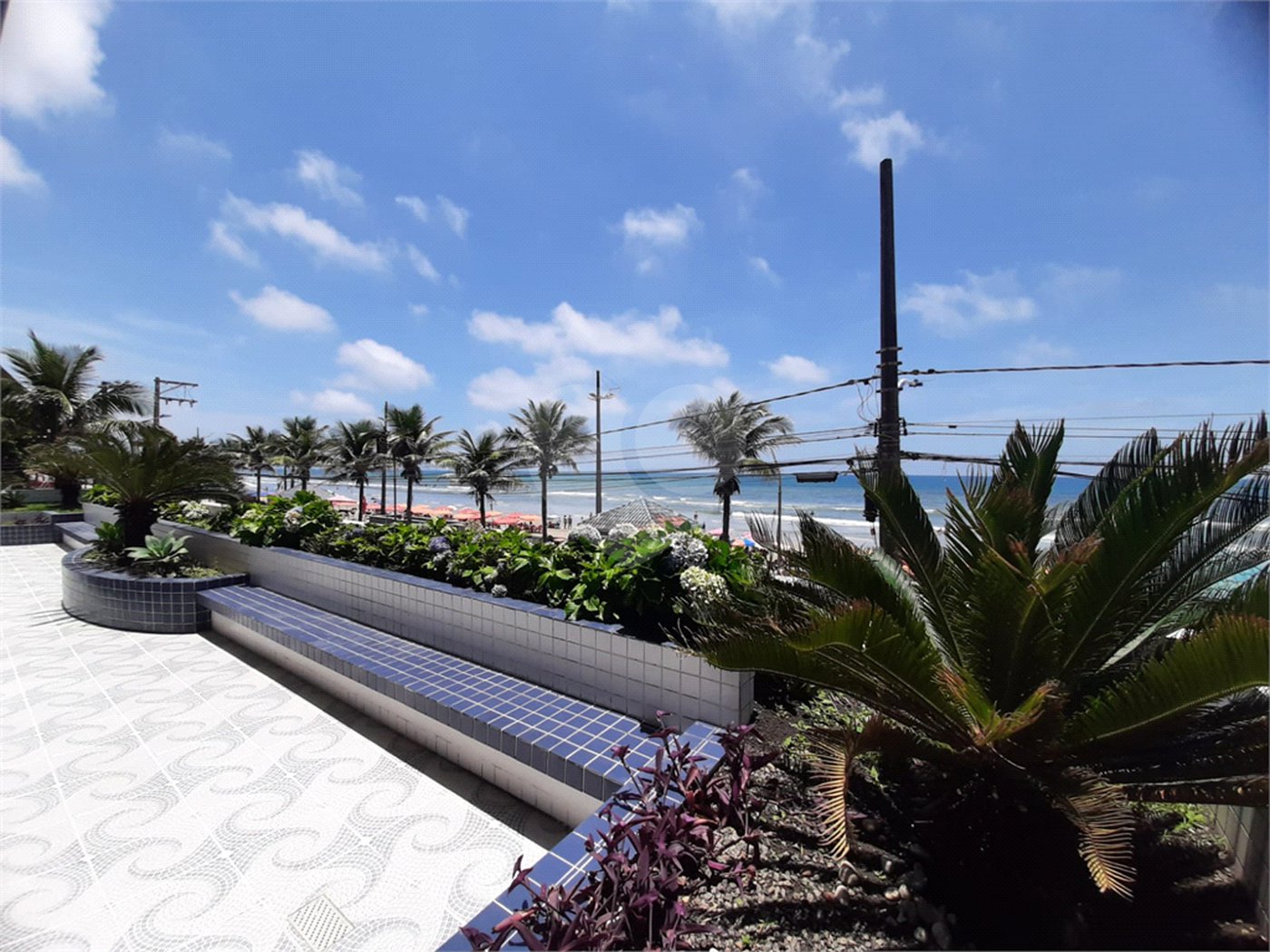 Apartamento à venda com 2 quartos, sendo 1 suíte, em Vera Cruz, Mongaguá, SP