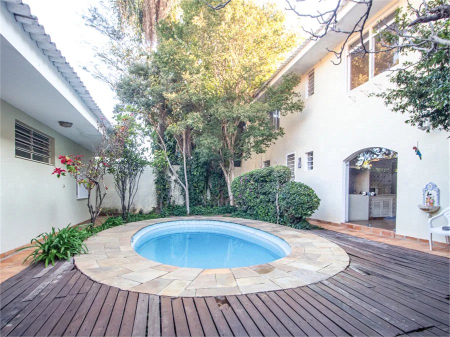 Casa à venda com 3 suítes em Alto de Pinheiros, São Paulo, SP