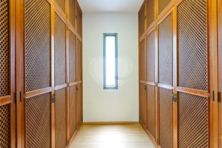 Apartamento à venda ou para alugar com 3 suítes em Real Parque, São Paulo, SP