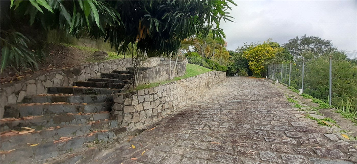Casa à venda com 2 suítes em Campo Grande, Rio de Janeiro, RJ