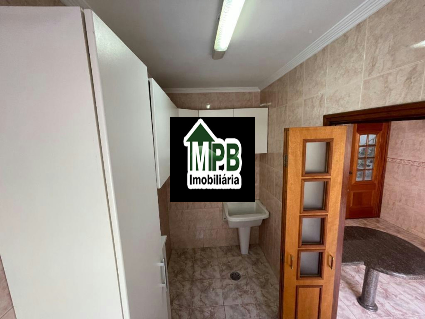 Sobrado à venda com 3 quartos, sendo 1 suíte, em Jardim Refúgio, Sorocaba, SP