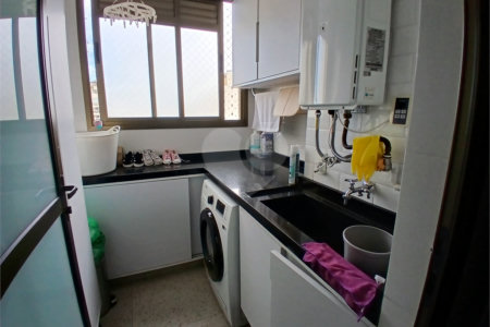 Apartamento à venda com 3 suítes em Santa Teresinha, São Paulo, SP