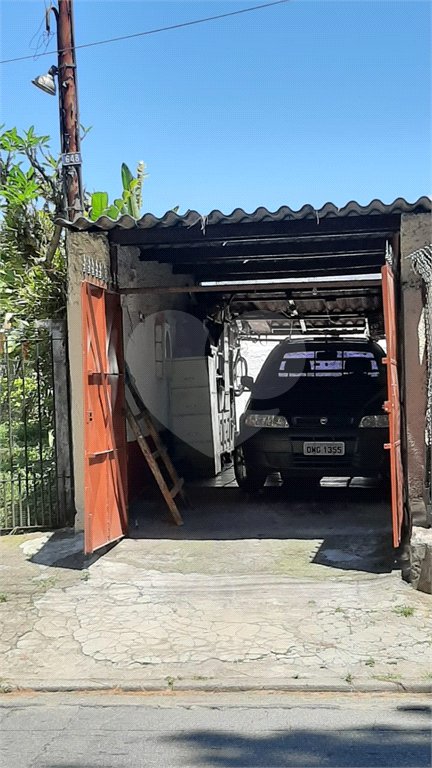 Sobrado à venda com 2 quartos em Horto, São Paulo, SP