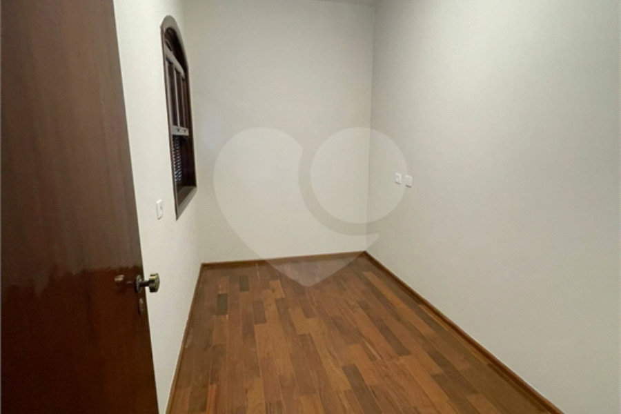 Sobrado à venda com 3 quartos, sendo 2 suítes, em Vila Palmeiras, São Paulo, SP