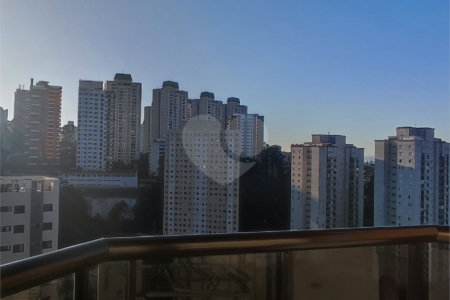 Flat à venda com 1 quarto em Jardim Ampliação, São Paulo, SP