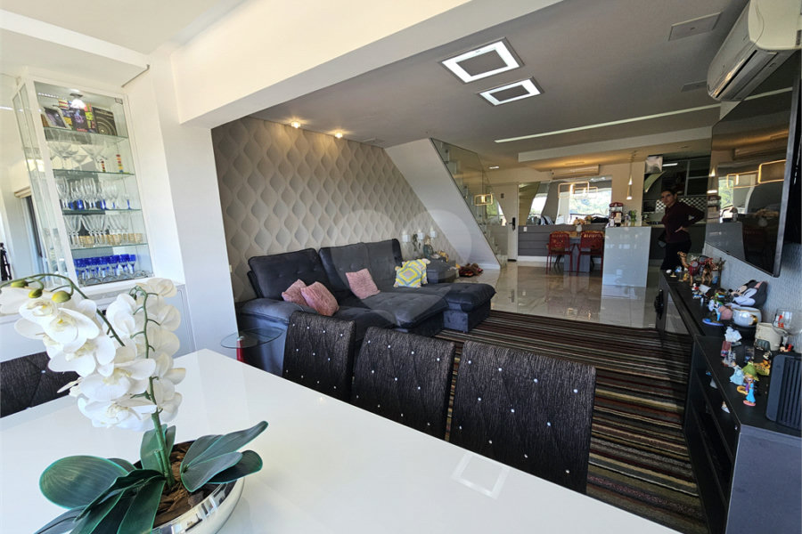 Apartamento à venda com 3 quartos, sendo 2 suítes, em Tremembé, São Paulo, SP