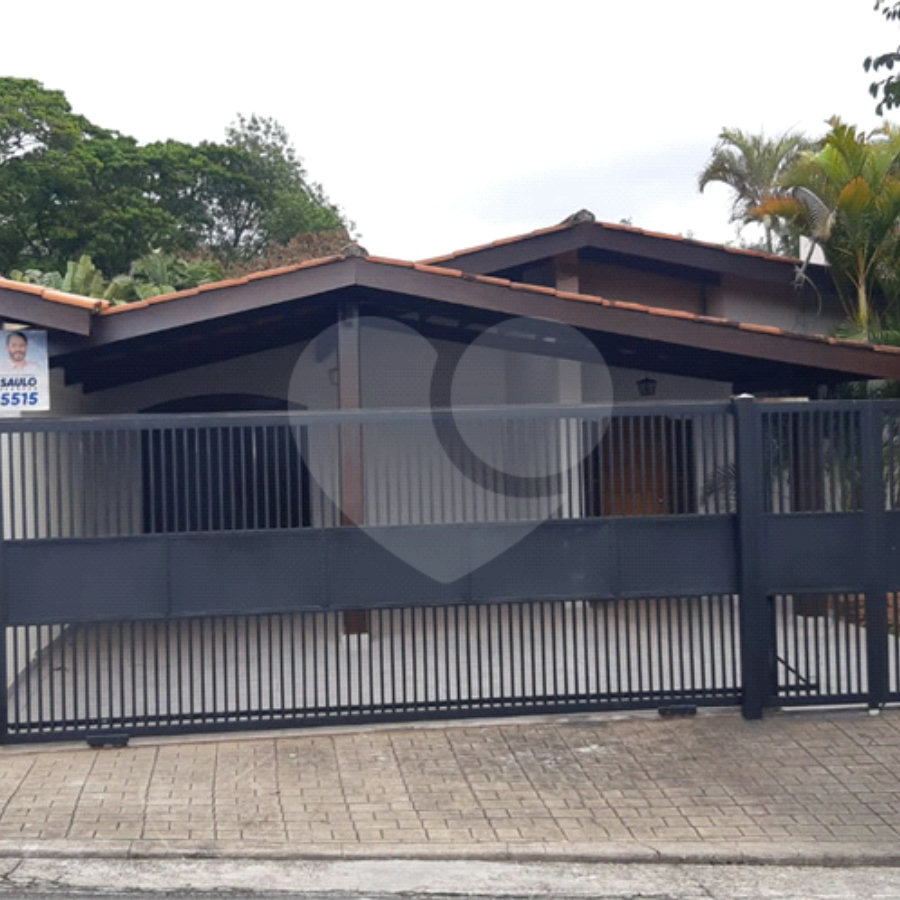 Casa à venda com 3 quartos, sendo 1 suíte, em Vila Santista, Atibaia, SP
