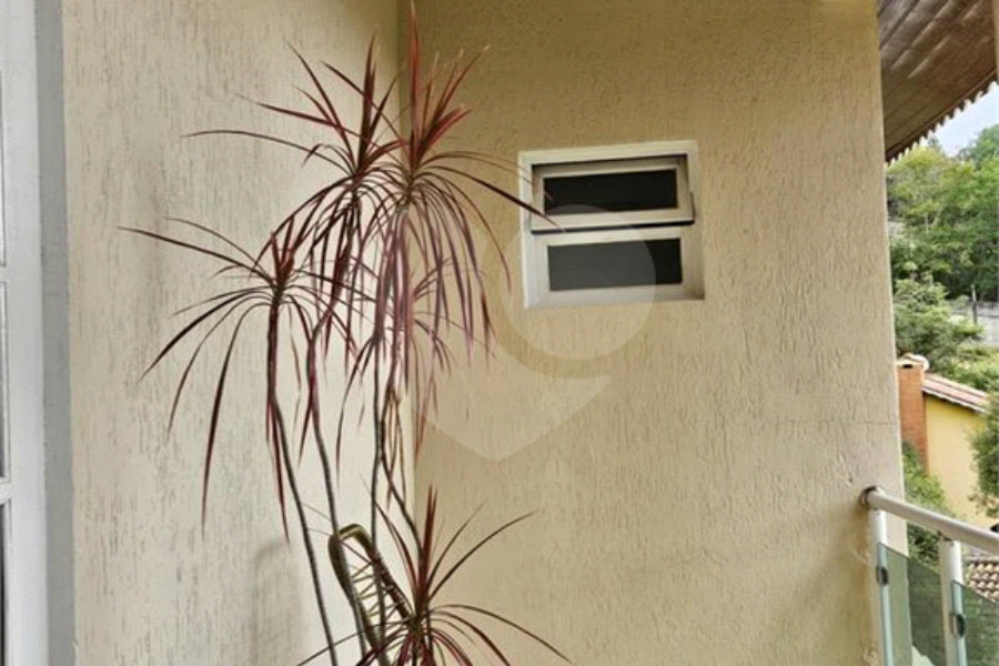 Casa à venda com 3 quartos, sendo 1 suíte, no condomínio Clube de Campo Fazenda Tabarã, Mairiporã - SP