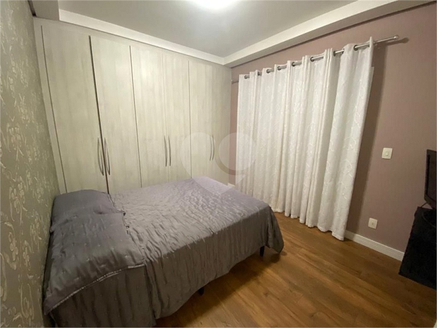 Casa à venda com 3 suítes no condomínio Villa dos Inglezes, Sorocaba - SP