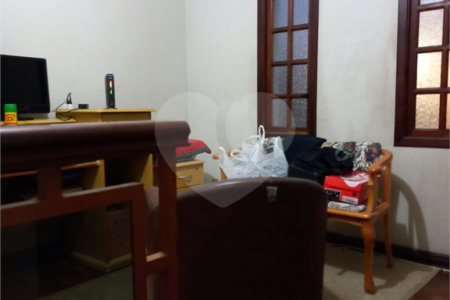 Casa à venda com 2 quartos, sendo 1 suíte, em Vila Industrial, Mogi das Cruzes, SP