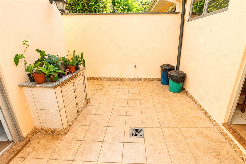 Casa à venda com 3 quartos, sendo 1 suíte, em Santo Amaro, São Paulo, SP