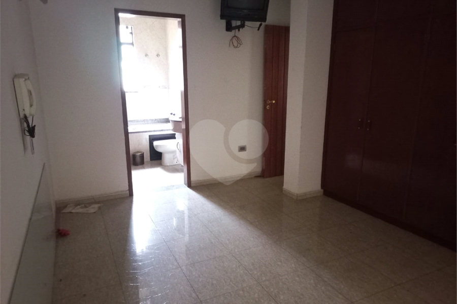 Sobrado à venda com 3 quartos, sendo 2 suítes, em Parada Inglesa, São Paulo, SP