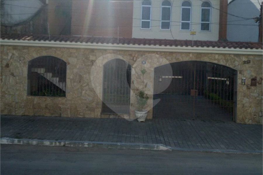 Sobrado à venda com 4 quartos, sendo 2 suítes, em Tremembé, São Paulo, SP