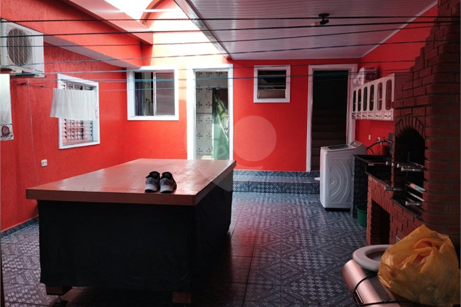Casa à venda com 4 quartos, sendo 2 suítes, em Vila Santa Margarida, Ferraz de Vasconcelos, SP