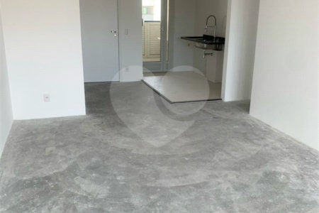 Apartamento à venda com 2 quartos, sendo 1 suíte,  em Vila Ester (zona Norte), São Paulo, SP