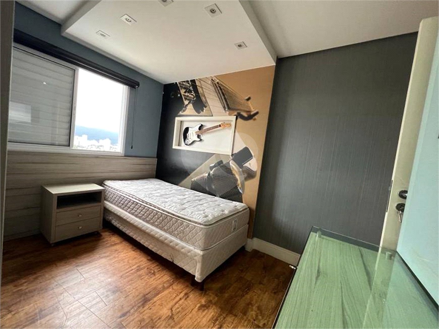 Apartamento à venda com 4 quartos, sendo 3 suítes,  em Vila Oliveira, Mogi das Cruzes, SP