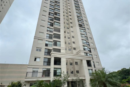 Apartamento à venda com 3 quartos, sendo 1 suíte, em Vila Gilda, Santo André, SP