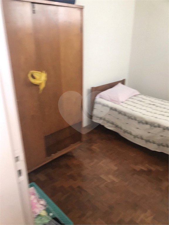 Sobrado à venda com 5 quartos, sendo 1 suíte, em Jardim São Bento, São Paulo, SP