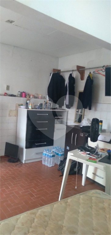 Casa com 272m² de área construída , 2 dormitórios , 1 vaga , à venda no Jabaquara.