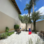 Casa à venda com 3 quartos, sendo 1 suíte,  no condomínio Montpellier, Mogi das Cruzes - SP