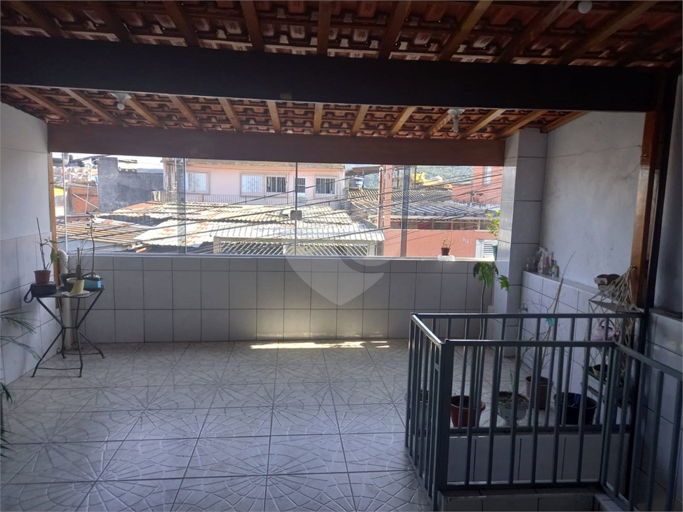 Sobrado à venda com 4 quartos, sendo 1 suíte, em Jardim Peri, São Paulo, SP