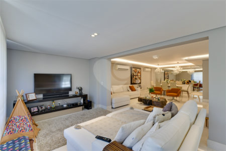 Duplex à venda ou para alugar com 4 suítes em Alto da Boa Vista, São Paulo, SP