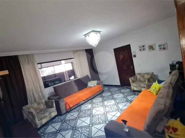 Sobrado à venda com 4 quartos, sendo 1 suíte,  em Mandaqui, São Paulo, SP