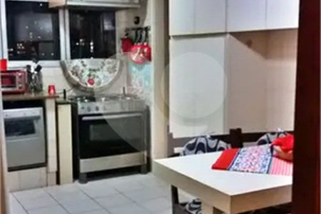 Apartamento à venda com 3 quartos, sendo 1 suíte, em Vila Andrade, São Paulo, SP