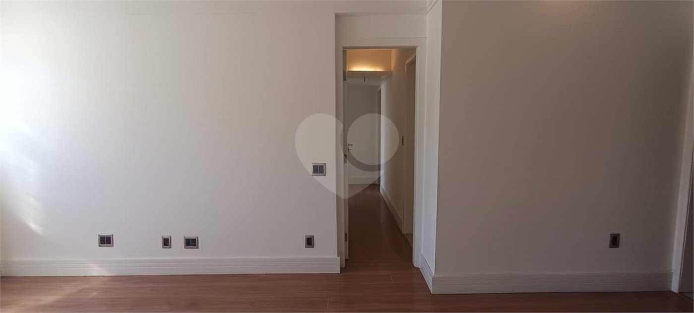 Apartamento à venda com 3 quartos, sendo 1 suíte, em Botafogo, Rio de Janeiro, RJ