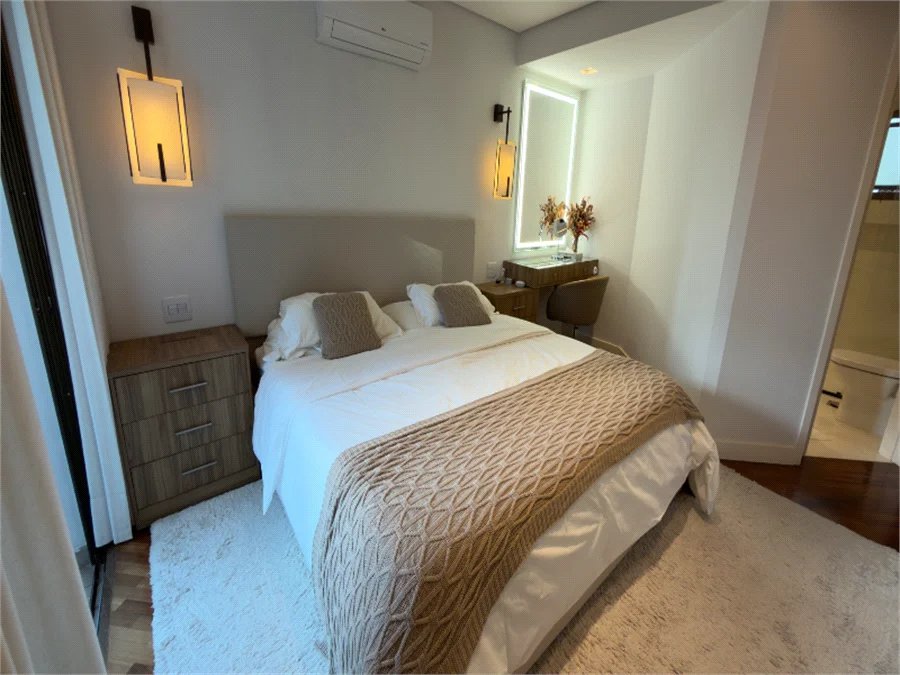 Apartamento à venda ou para alugar com 4 suítes em Jardim Fonte do Morumbi, São Paulo, SP