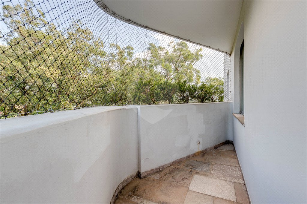Apartamento à venda com 3 quartos, sendo 1 suíte,  em Granja Julieta, São Paulo, SP