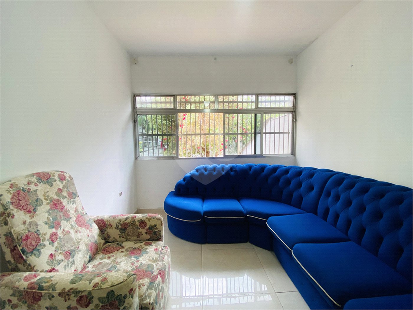 Sobrado à venda com 4 quartos, sendo 1 suíte, em Vila Gilda, Santo André, SP
