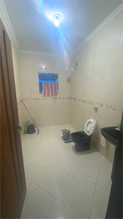 Sobrado à venda com 3 quartos, sendo 1 suíte,  em Vila Virgínia, Itaquaquecetuba, SP