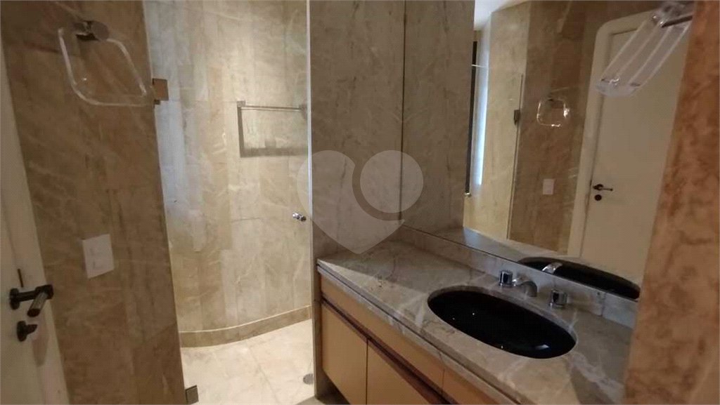Duplex para alugar com 3 suítes em Real Parque, São Paulo, SP