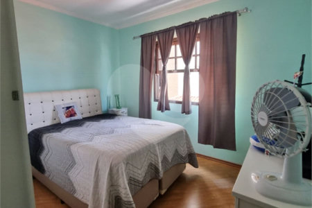 Sobrado à venda com 2 quartos em Jardim do Papai, Guarulhos, SP