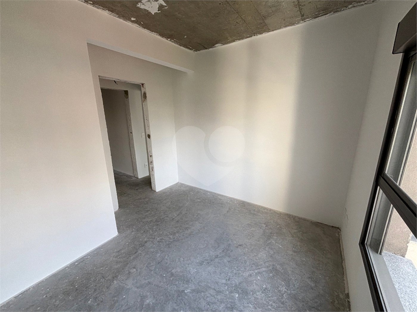 Apartamento à venda com 3 suítes em Moema, São Paulo, SP
