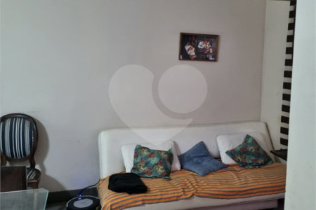 Apartamento à venda com 3 quartos, sendo 1 suíte, em Água Branca, São Paulo, SP