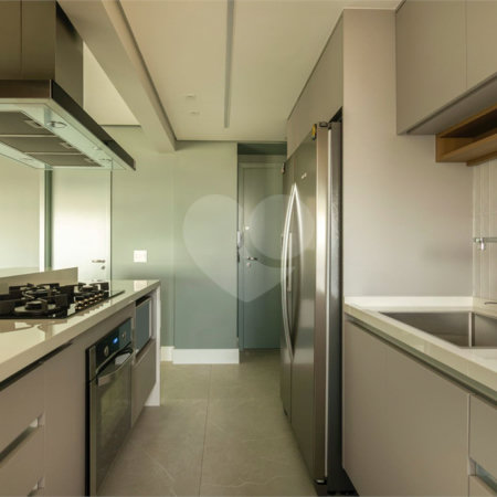 Apartamento à venda com 3 quartos, sendo 1 suíte,  em Vila Anastácio, São Paulo, SP