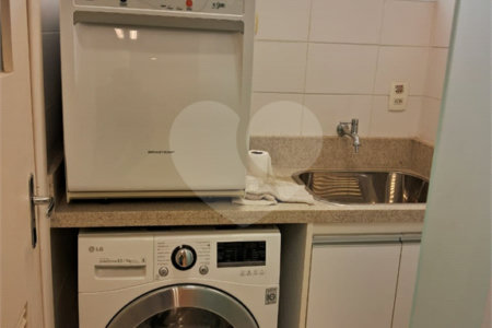 Apartamento à venda com 1 quarto em Indianópolis, São Paulo, SP