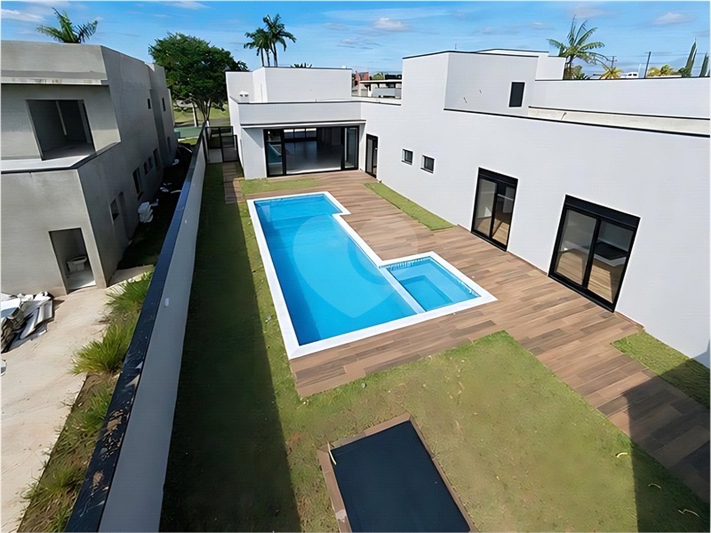 Casa à venda com 4 suítes no condomínio Saint Patrick, Sorocaba - SP