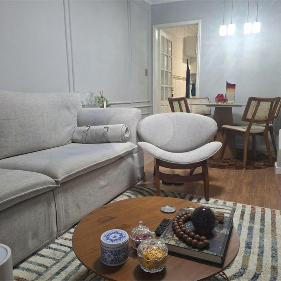 Casa à venda com 3 quartos em Jardim Trussardi, São Paulo, SP
