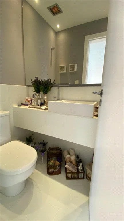 Apartamento à venda com 3 suítes em Vila Romana, São Paulo, SP