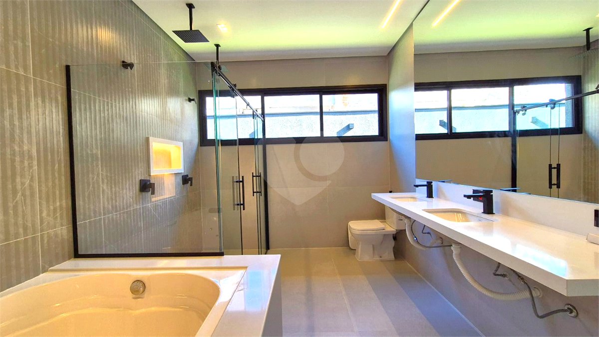 Casa à venda com 4 suítes no condomínio Residencial Saint Patrick, Sorocaba - SP
