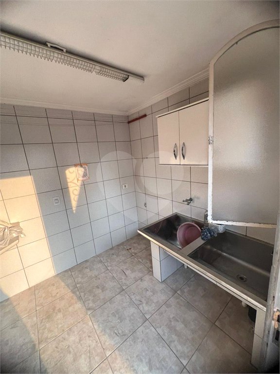 Sobrado à venda ou para alugar com 3 quartos, sendo 2 suítes,  em Arujázinho Iv, Arujá, SP