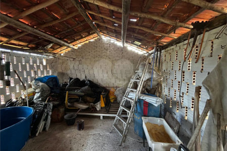 Sítio à venda com 2 quartos em Área Rural de Varginha, Itapetininga, SP