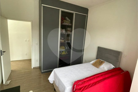 Casa à venda com 4 suítes no condomínio Jardim das Palmeiras, Bragança Paulista - SP