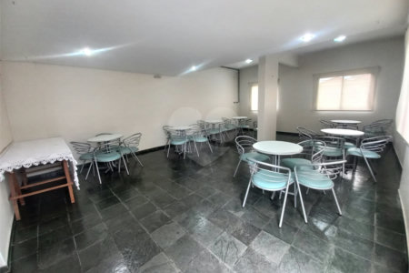 Apartamento à venda com 2 quartos em Vila São Paulo, São Paulo, SP