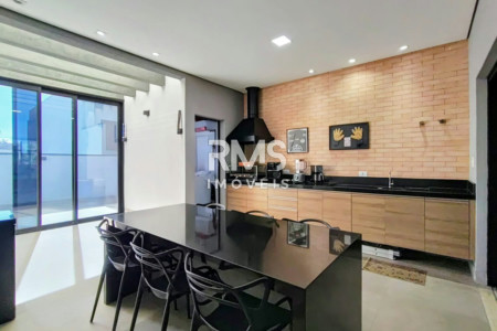 Casa à venda com 3 quartos, sendo 1 suíte, no condomínio Residencial Mont Blanc, Itu - SP
